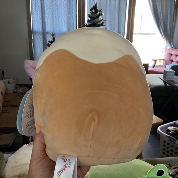 Squishmallow Chanel 8” - Picture 3 of 3